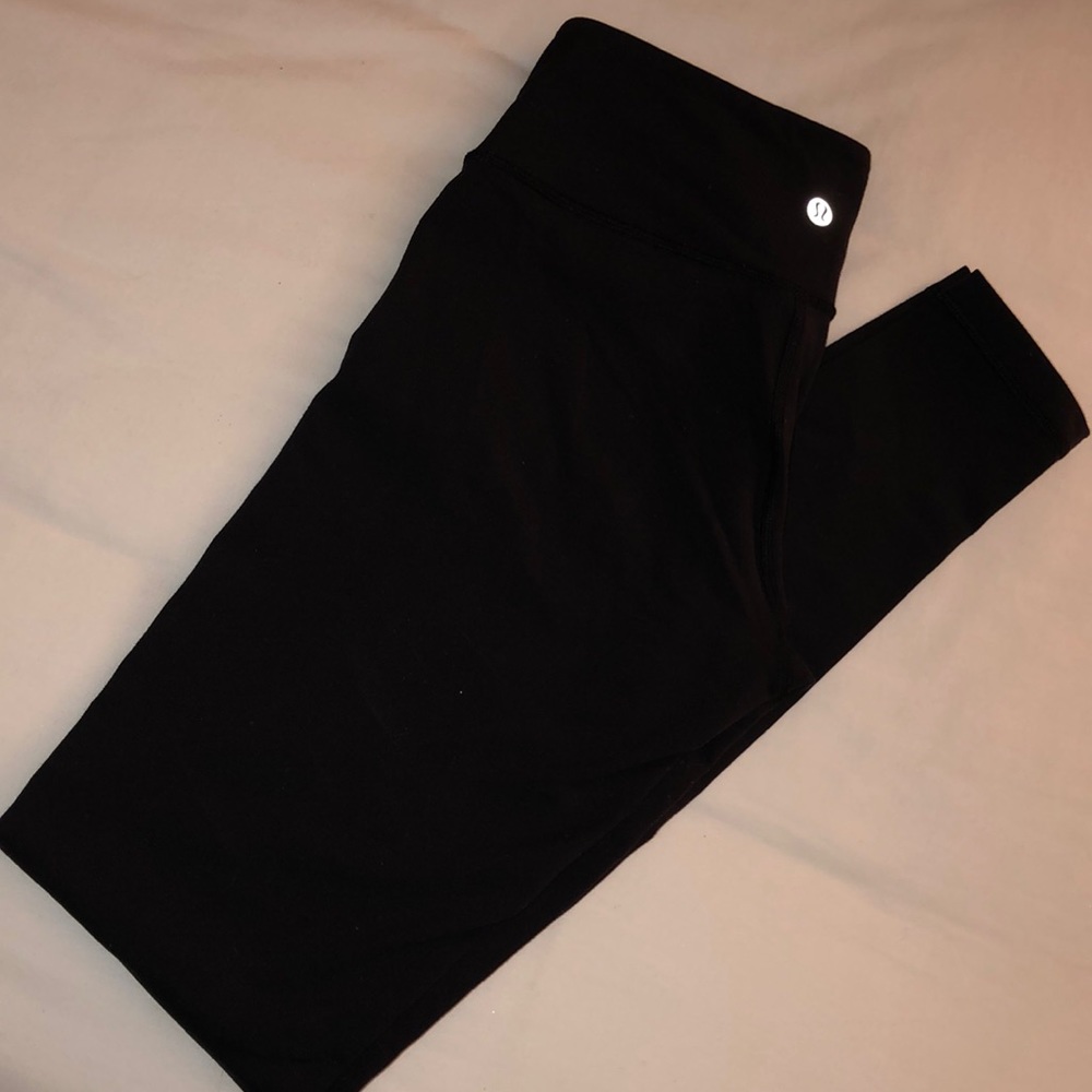 Black full length Lululemon leggings